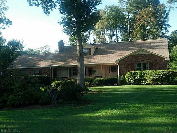 3rd image of 411 Old Lakeside Dr