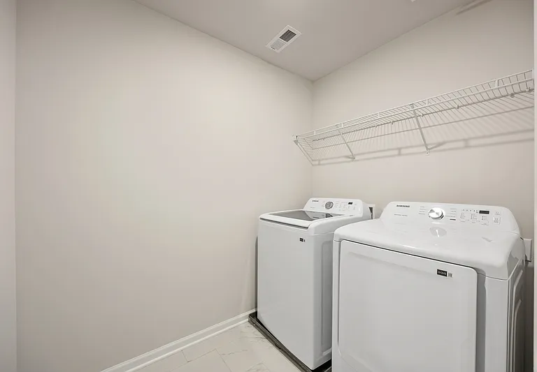 4608 Hampton Glen Cir — Photo 29