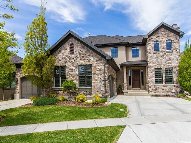1st image of 3093 E Scenic Valley Ln