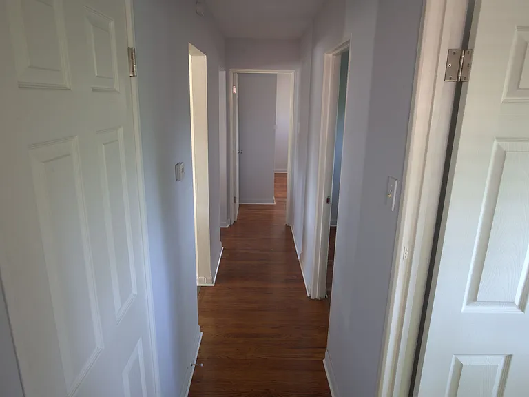 1015 Grenoble Ln — Photo 6