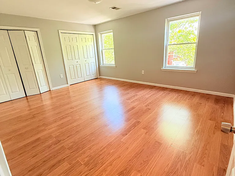 5038 Spruce St #4 — Photo 17
