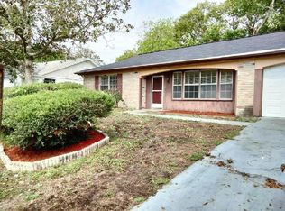 12411 Spanish Moss Dr, Hudson, FL 34667