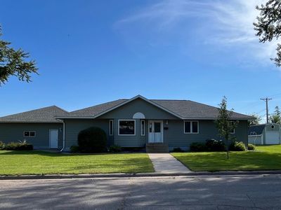 107 8th St S, Sauk Centre, MN, 56378