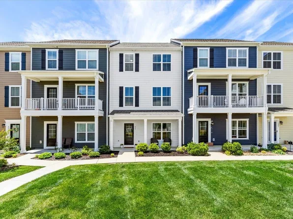 465 John Adams Dr, Christiansburg, VA 24073
