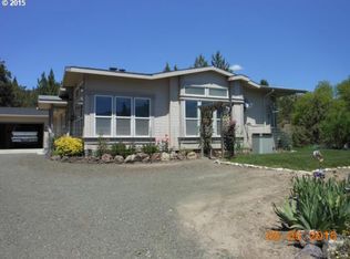 237 NW Valley View Dr, John Day, OR 97845