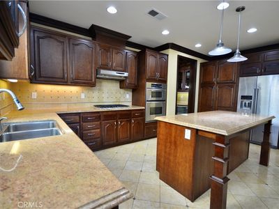 233 Eagle Ln, Hemet, CA, 92545