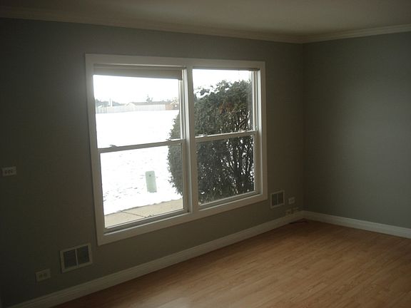 4th image of 1711 Queensbury Cir #5914