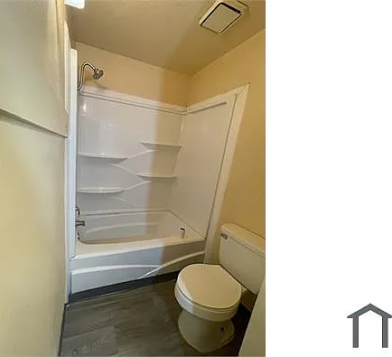 529 Indiana St SE — Photo 9
