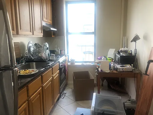 Rented by Anchor Associates | media 2