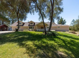 45544 Pine River Rd, Ahwahnee, CA 93601