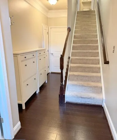 35 Meridian Ln — Photo 2