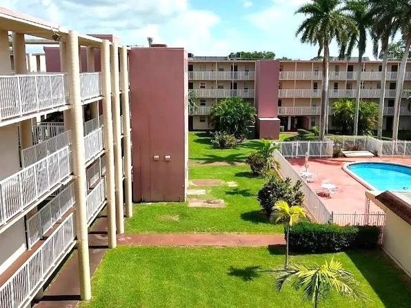 2800 NW 56th Ave, Lauderhill, FL