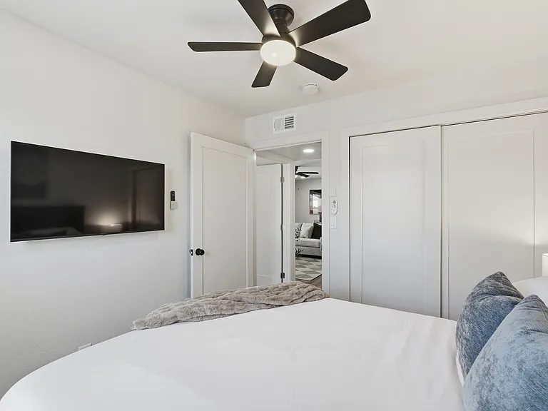 1417 E Roosevelt St #1 — Photo 18