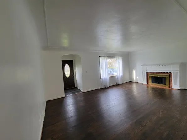 (undisclosed Address), Youngstown, OH 44512