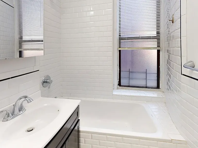 23-25 E 124th St #OB — Photo 6