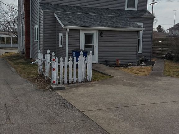 2nd image of 1617 M St