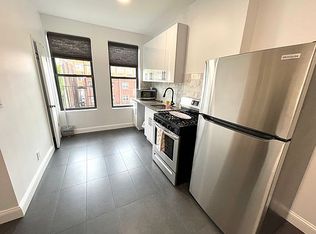 30-89 44th St #3F, Astoria, NY 11103