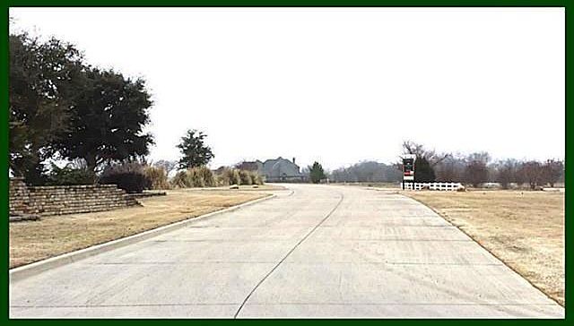 1st image of 1022 Hidden Oaks Dr