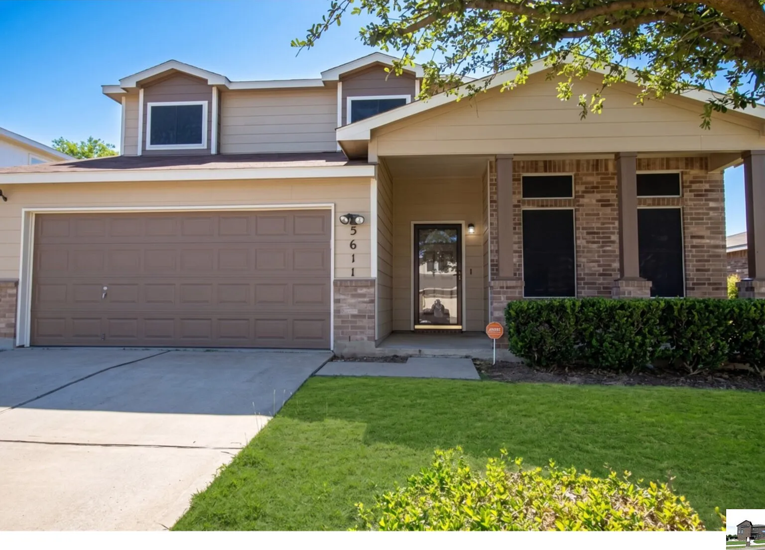 4 bed, 2.5 bath, 2255 sqft, $1,775 — Photo 1