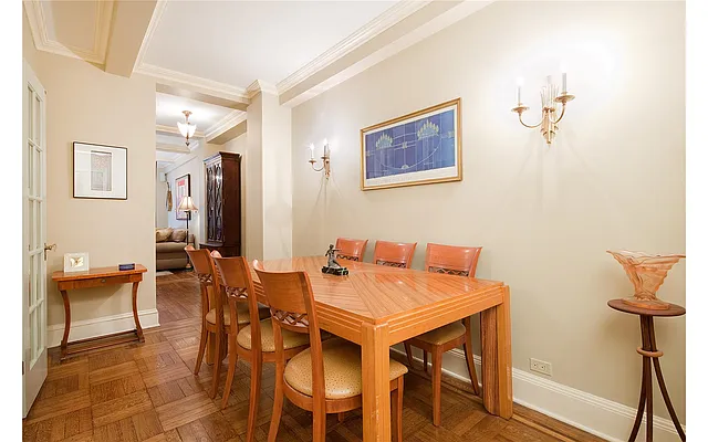 Sold by Douglas Elliman | media 21