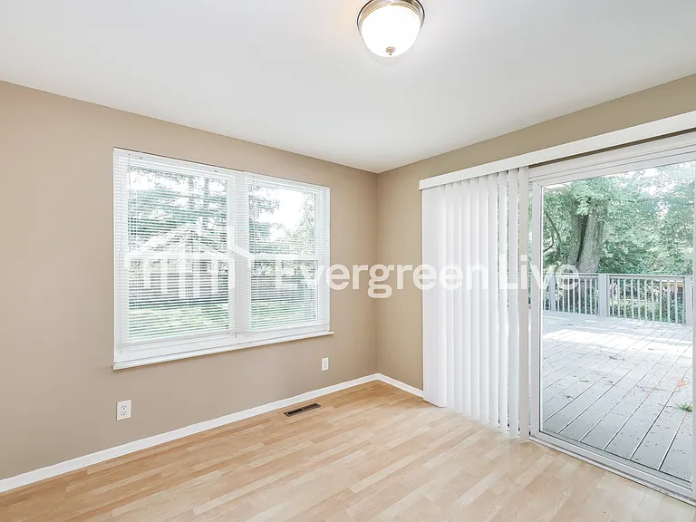 7340 Hopeful Rd — Photo 7