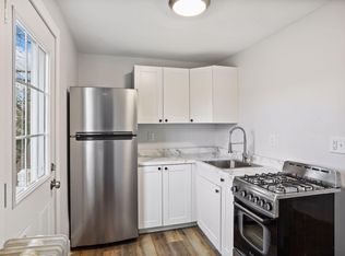 28 Sheridan Ave S #2, Minneapolis, MN 55405