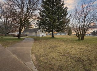 2795 Detroit Rd, Niles, MI 49120