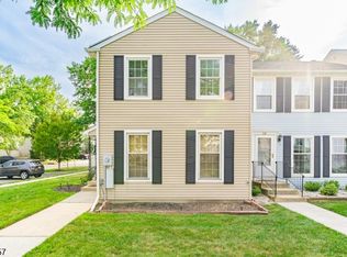 36 Byrnes Ln E, Sayreville, NJ 08872