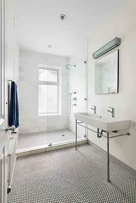 Rented by Brown Harris Stevens | media 18