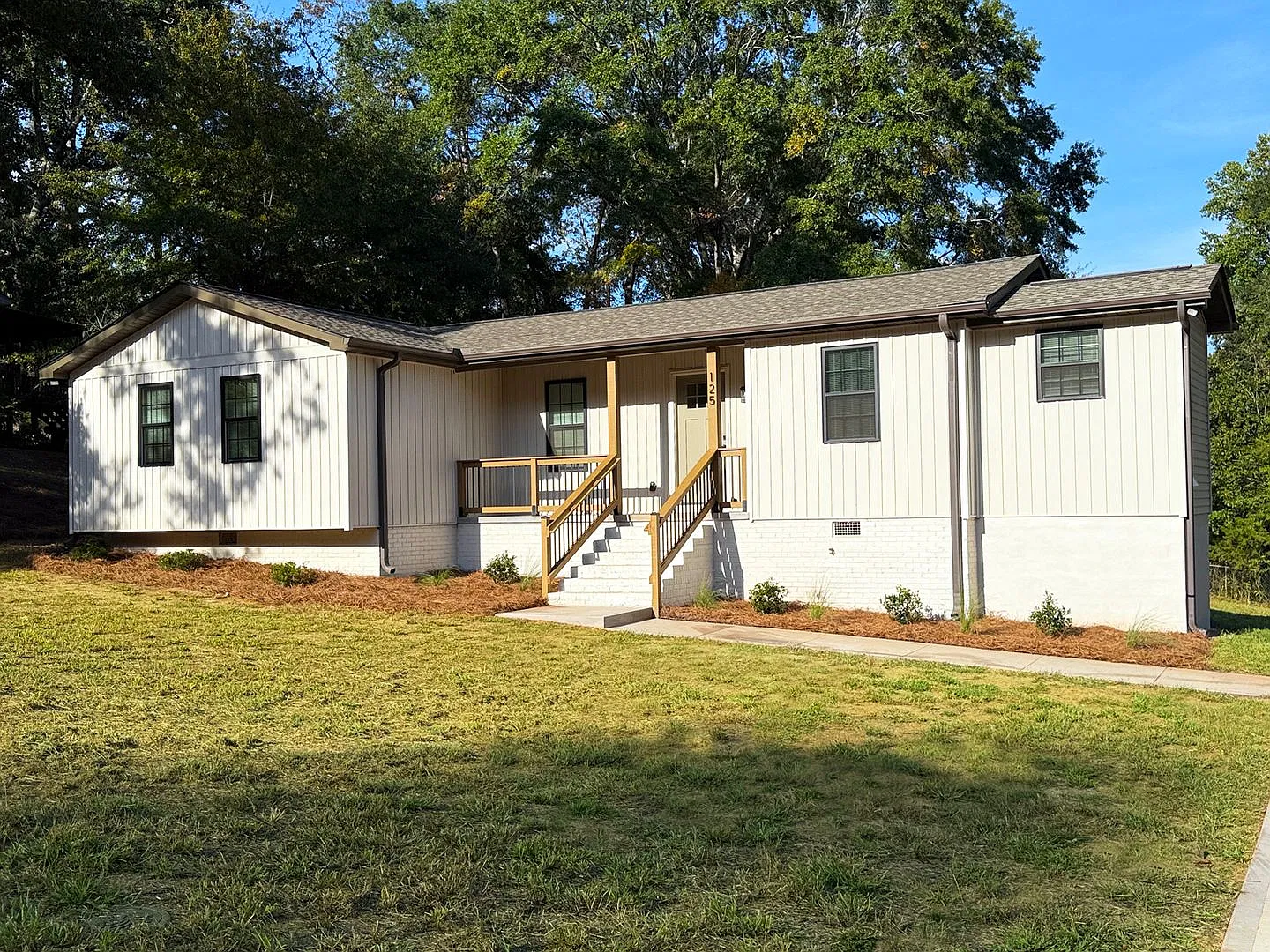 125 Guest Dr, Marietta SC — Photo 1