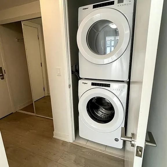 50 Wellesley St E #3910 — Photo 9