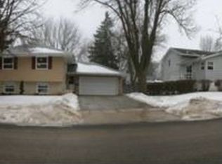 826 26th St NW, Rochester, MN 55901