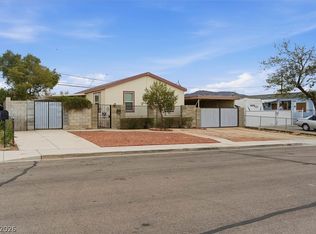 228 Hopi Ln, Henderson, NV 89015