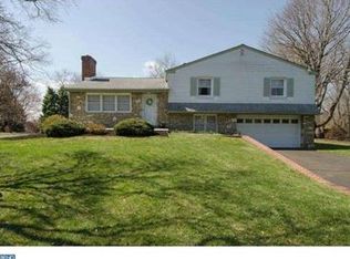 270 Stratford Dr, Churchville, PA