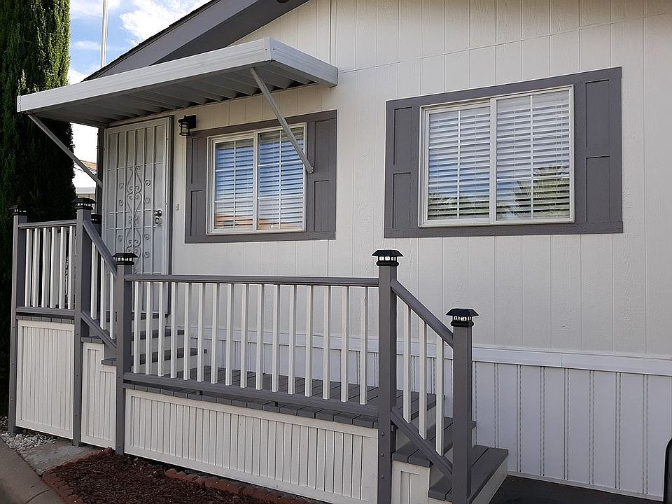 1st image of 132 Royalwood Ln