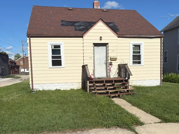 148 S Prairie Ave, Bradley, IL 60915