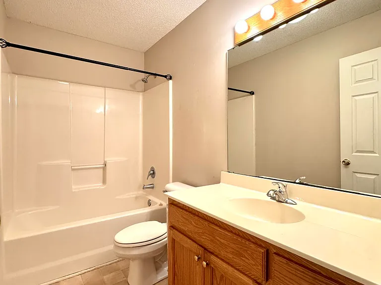 521 Jimmies Creek Dr — Photo 22