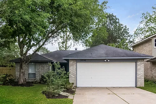 3206 Teakwood Cir Photo 1
