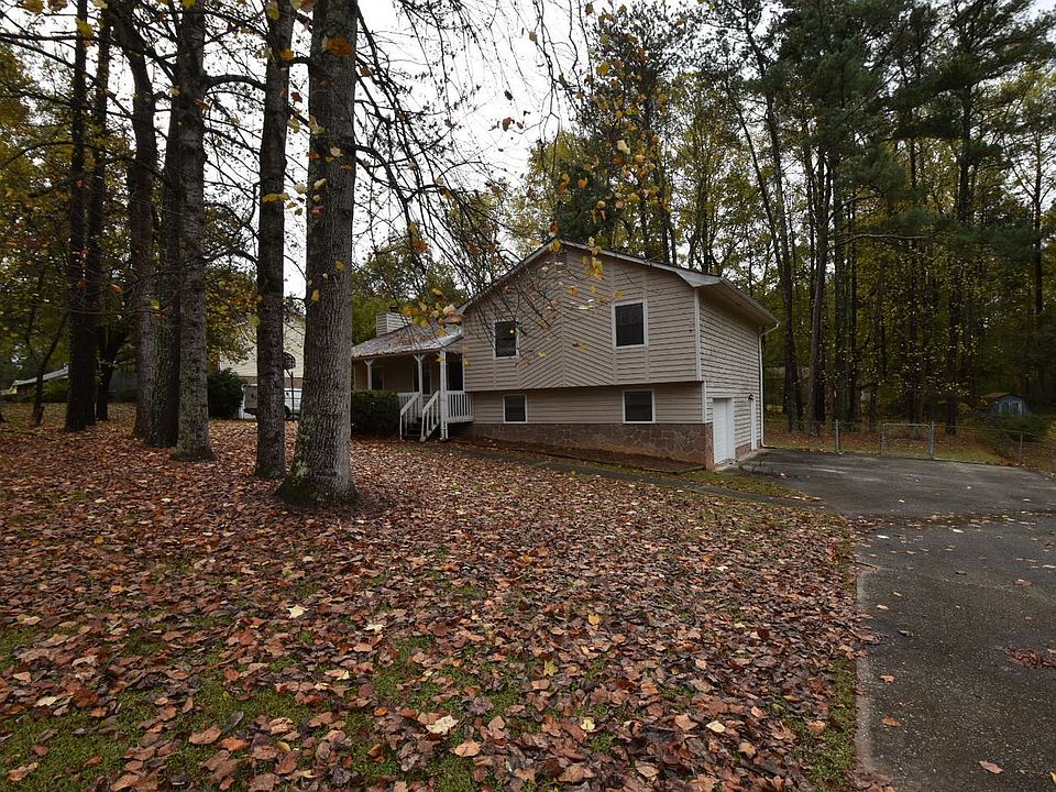 1st image of 2651 Whitehaven Dr SW