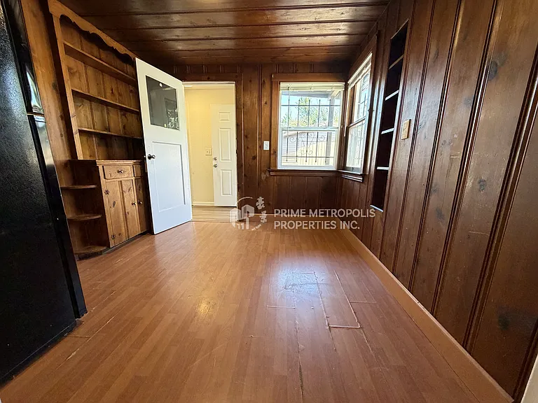 1715 82nd Ave — Photo 20