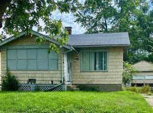1388 N Walnut Grove Ave, Decatur, IL 62526