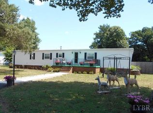 434 Log Cabin Rd, Appomattox, VA 24522