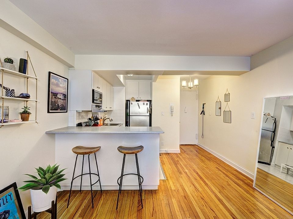 1st image of 200 E 17th St APT 4F