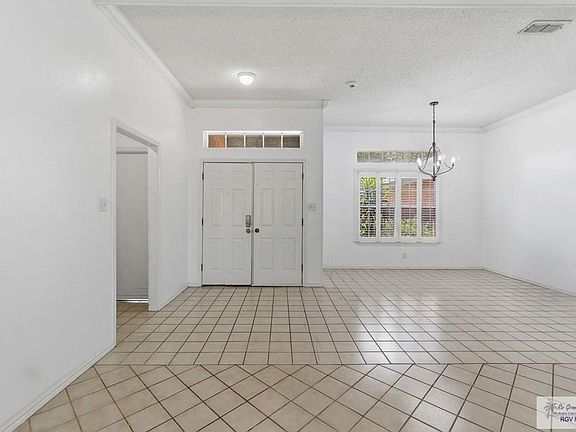 4th image of 3829 Arroyo Vista Ct