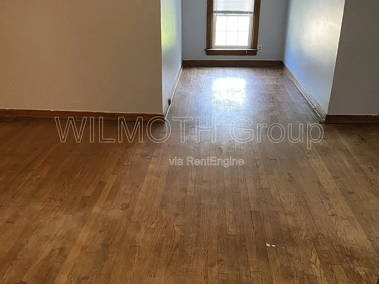 309.5 Central Ave — Photo 4