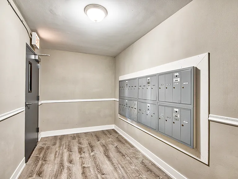 2545 W Fitch — Photo 11