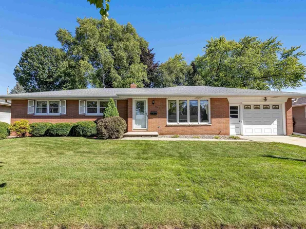 1198 Kenwood St, Green Bay, WI 54304