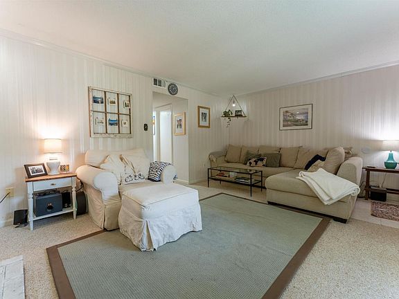 4th image of 5651 Riverstone Dr