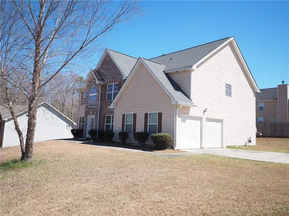 7267 Appaloosa Cv, Fairburn, GA 30213