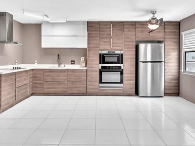 2077 Guildford E, Boca Raton, FL, 33434